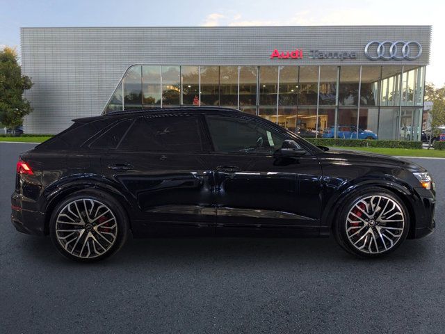 2025 Audi SQ8 Prestige