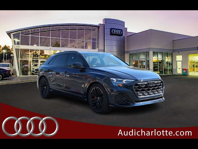 2025 Audi SQ8 Prestige