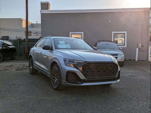 2025 Audi SQ8 Prestige