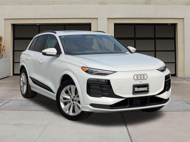 2025 Audi Q6 e-tron Premium