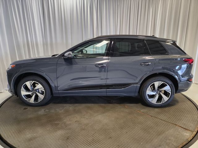 2025 Audi Q6 e-tron Premium