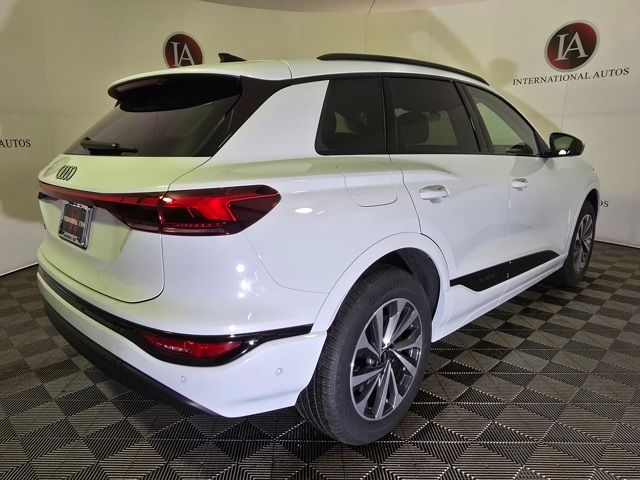 2025 Audi Q6 e-tron Premium