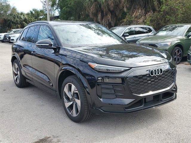 2025 Audi Q6 e-tron Premium Plus