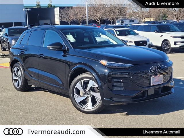 2025 Audi Q6 e-tron Premium Plus