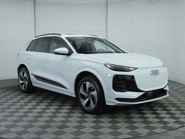 2025 Audi Q6 e-tron Premium Plus