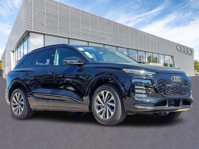 2025 Audi Q6 e-tron Premium Plus