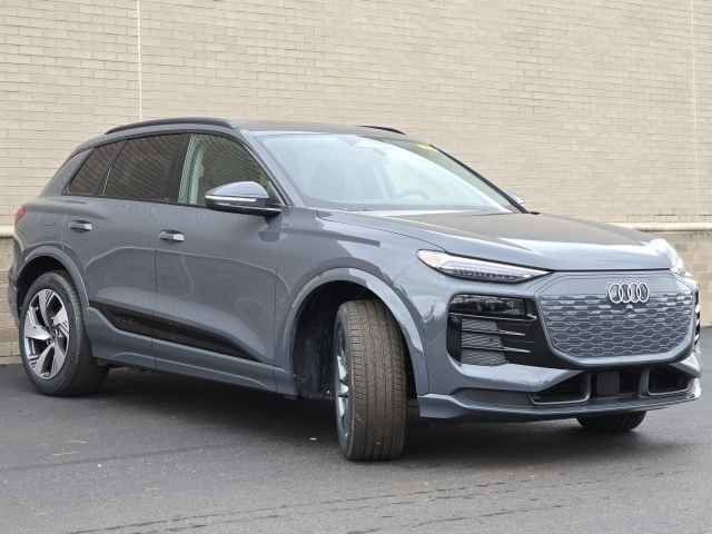 2025 Audi Q6 e-tron Premium Plus