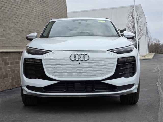 2025 Audi Q6 e-tron Premium Plus