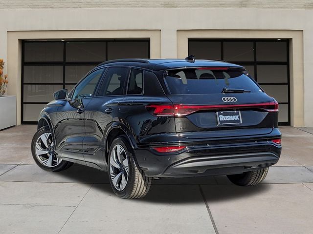 2025 Audi Q6 e-tron Premium Plus