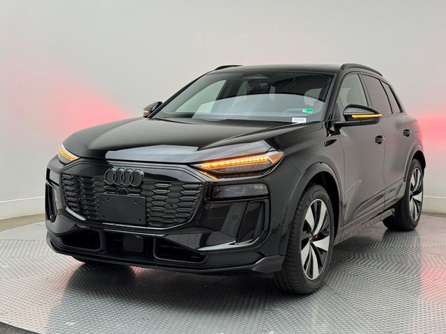 2025 Audi SQ6 e-tron Premium Plus