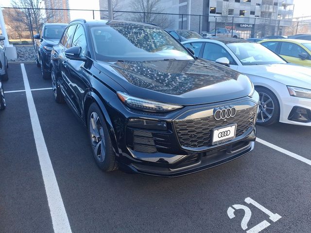 2025 Audi Q6 e-tron Prestige