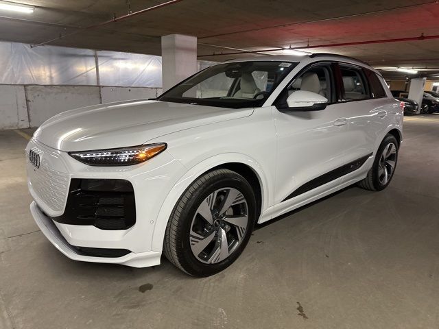 2025 Audi Q6 e-tron Prestige