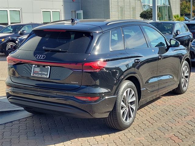 2025 Audi Q6 e-tron Prestige