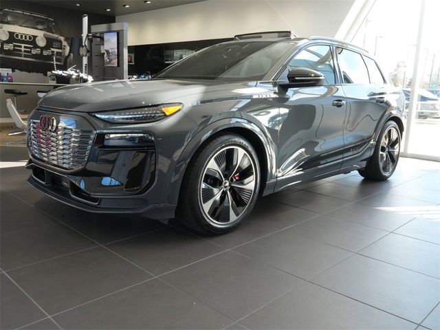 2025 Audi SQ6 e-tron Prestige