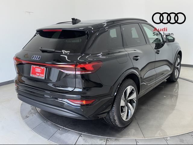 2025 Audi Q6 e-tron Premium Plus