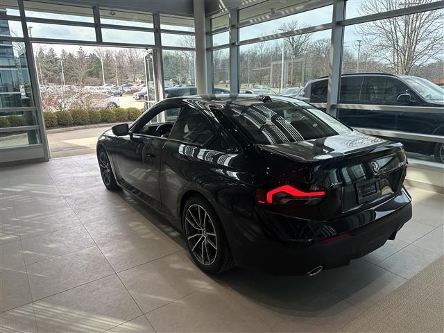 2025 BMW 2 Series 230i xDrive