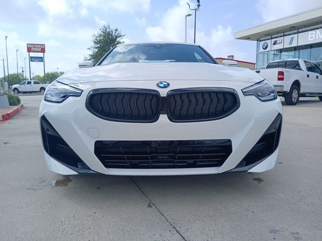 2025 BMW 2 Series 230i