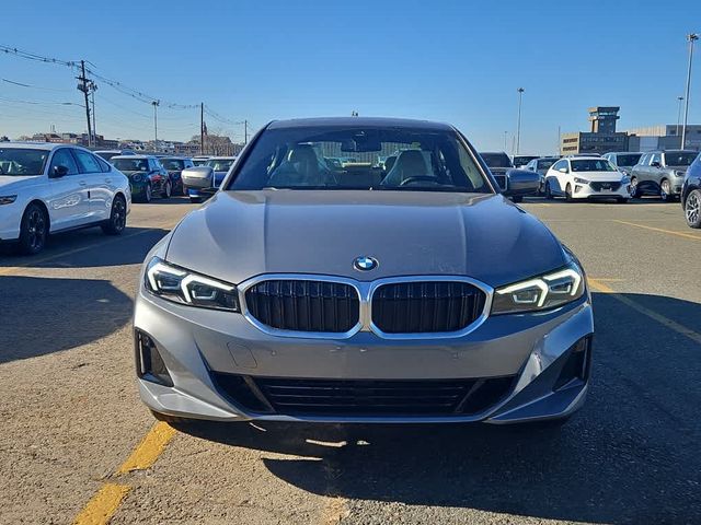 2025 BMW 3 Series 330i xDrive