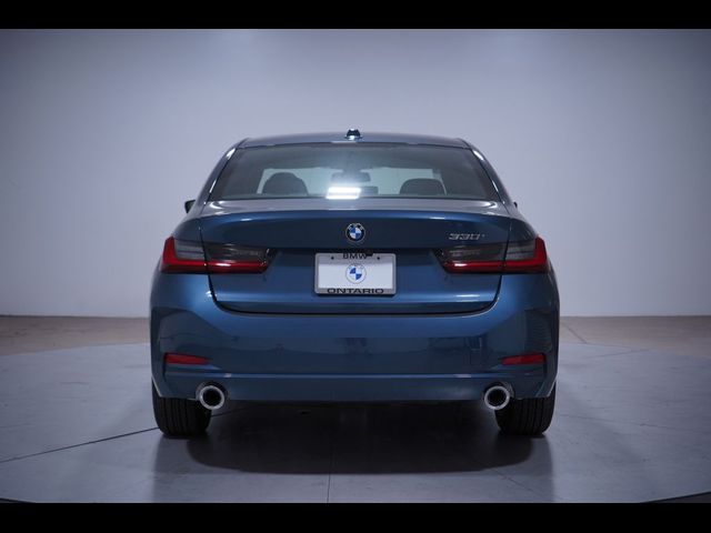 2025 BMW 3 Series 330i