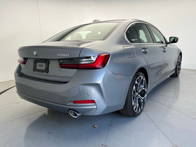 2025 BMW 3 Series 330i