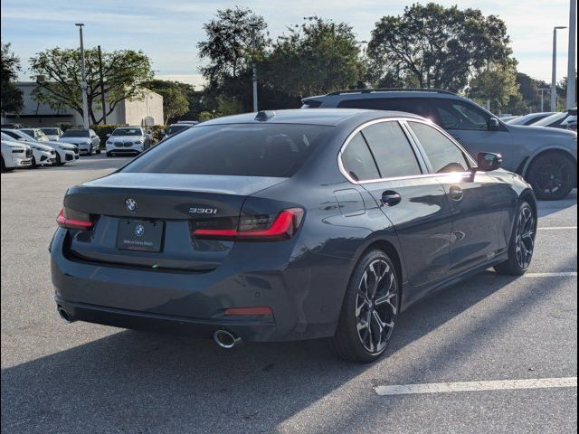 2025 BMW 3 Series 330i