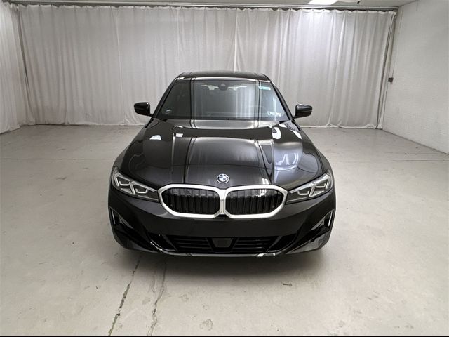 2025 BMW 3 Series 330i xDrive