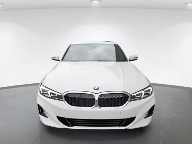 2025 BMW 3 Series 330i xDrive