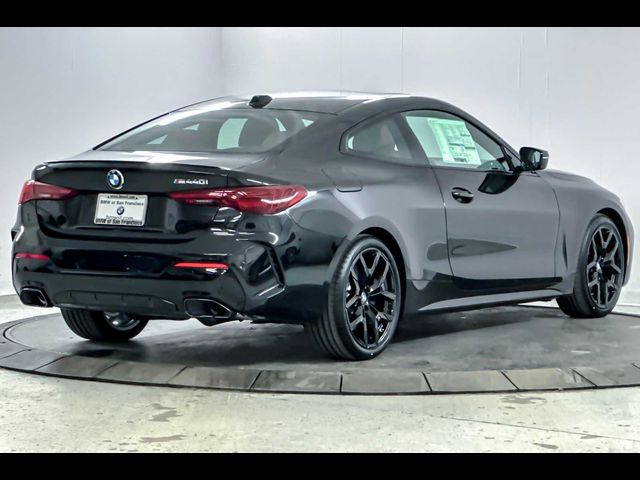 2025 BMW 4 Series M440i