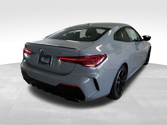 2025 BMW 4 Series M440i