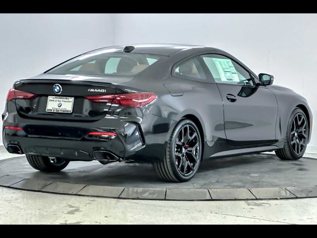 2025 BMW 4 Series M440i