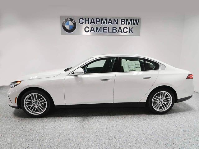 2025 BMW 5 Series 530i