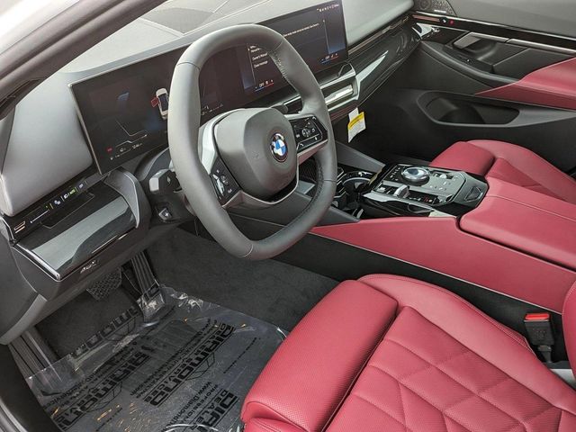 2025 BMW 5 Series 530i xDrive