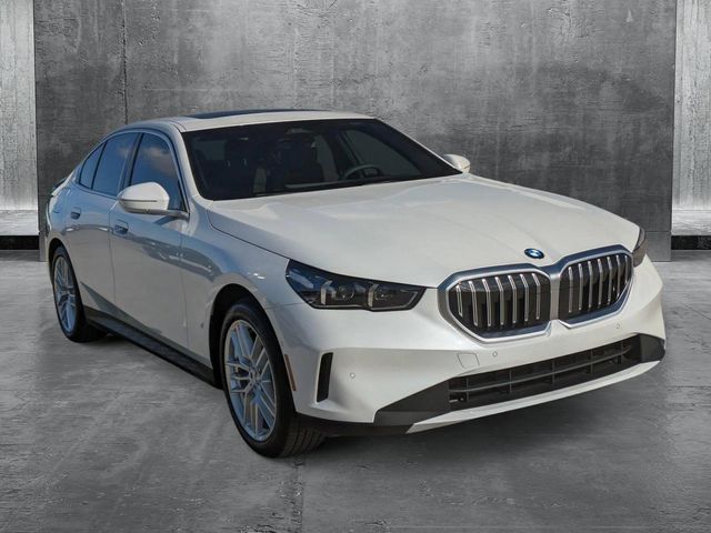 2025 BMW 5 Series 530i xDrive
