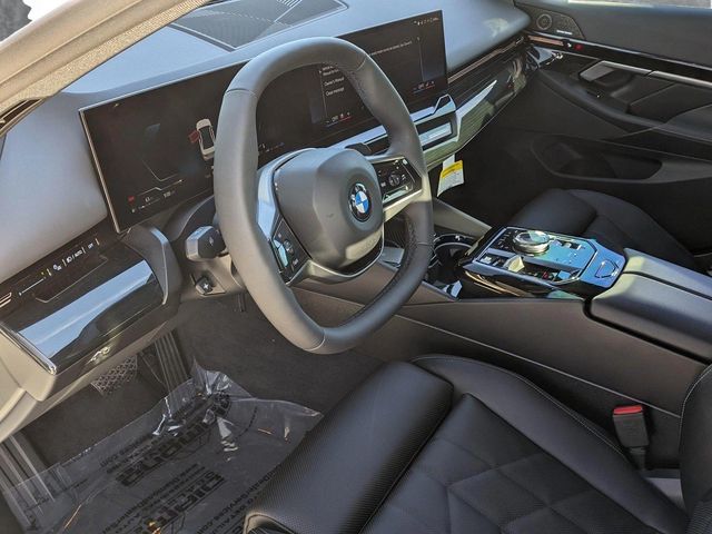 2025 BMW 5 Series 530i xDrive