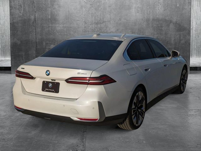 2025 BMW 5 Series 530i xDrive