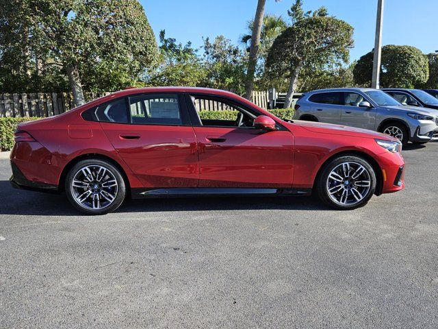 2025 BMW 5 Series 530i