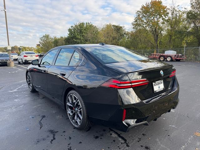 2025 BMW 5 Series 530i