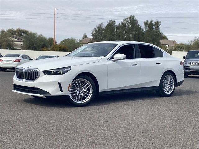 2025 BMW 5 Series 530i