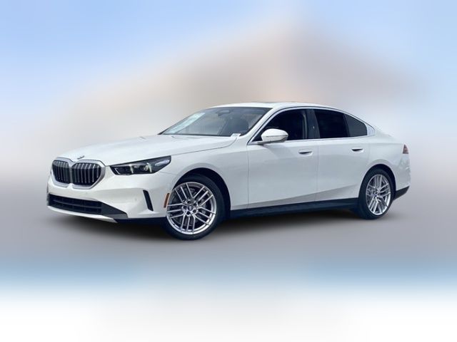 2025 BMW 5 Series 530i