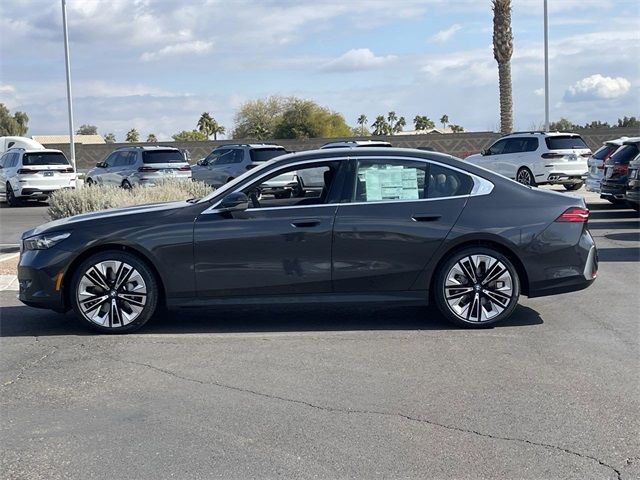 2025 BMW 5 Series 530i