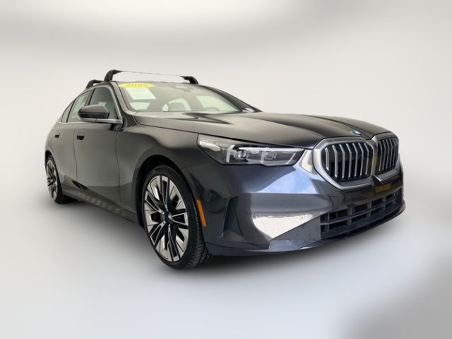 2025 BMW 5 Series 530i