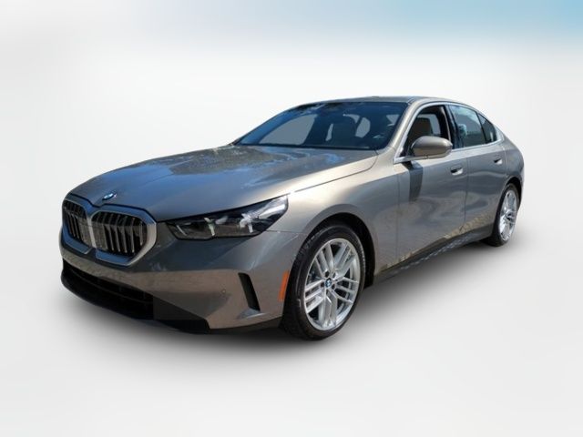 2025 BMW 5 Series 530i