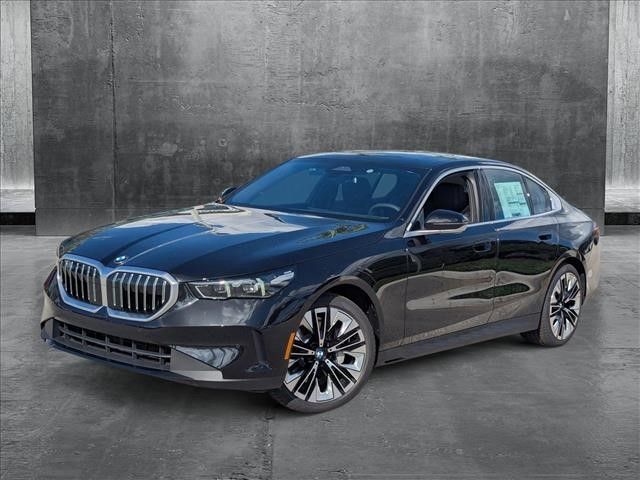 2025 BMW 5 Series 530i