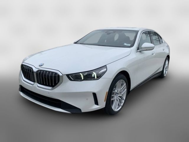 2025 BMW 5 Series 530i