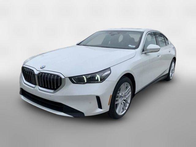 2025 BMW 5 Series 530i