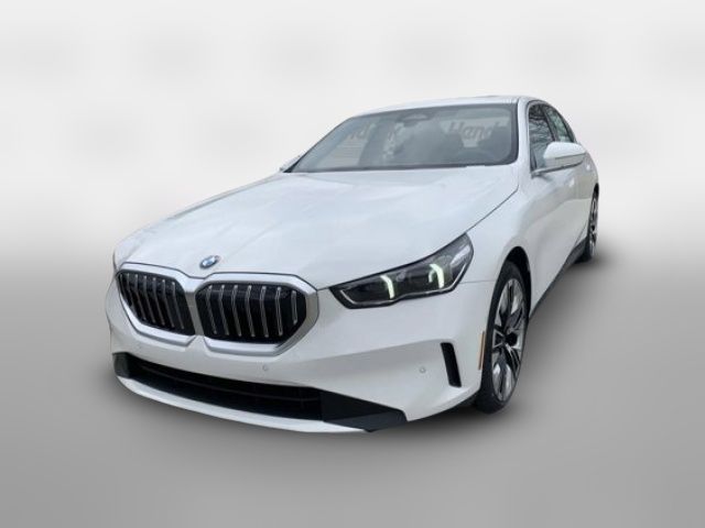 2025 BMW 5 Series 530i