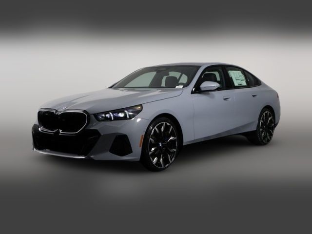 2025 BMW 5 Series 530i