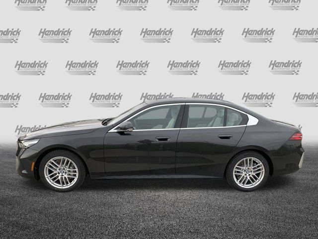 2025 BMW 5 Series 530i