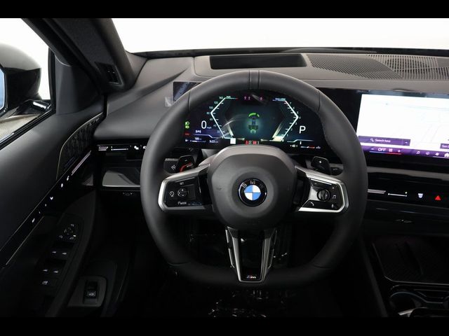 2025 BMW 5 Series 530i