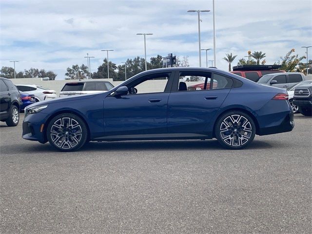 2025 BMW 5 Series 530i